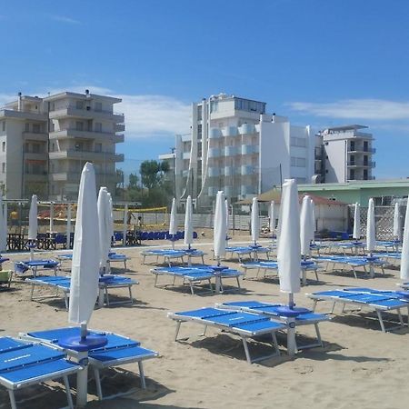 Hotel Marco Lido Di Savio Exterior foto